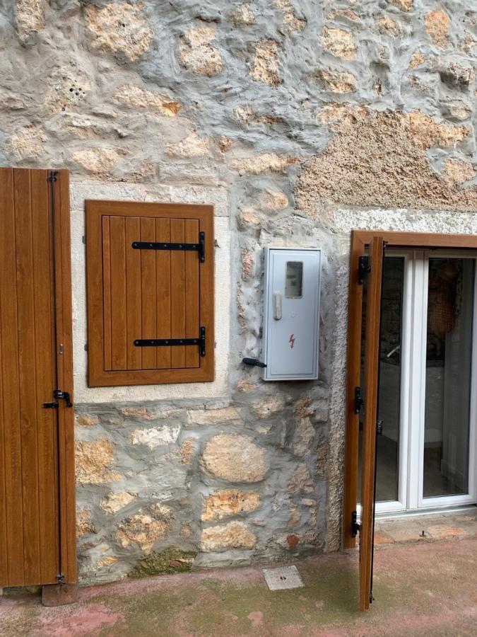 Bonvivan House Diminići Εξωτερικό φωτογραφία