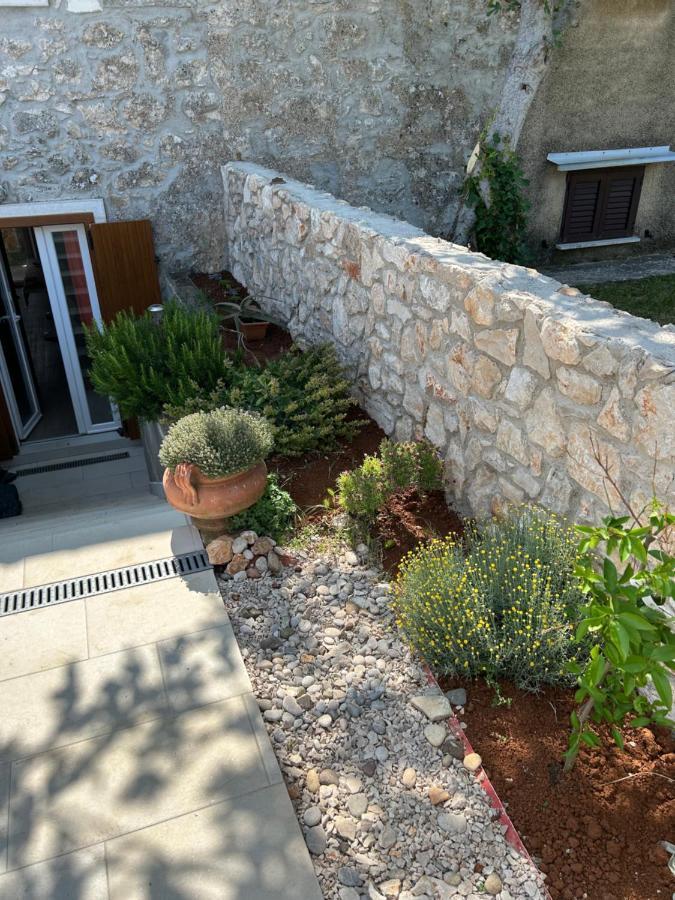 Bonvivan House Diminići Εξωτερικό φωτογραφία